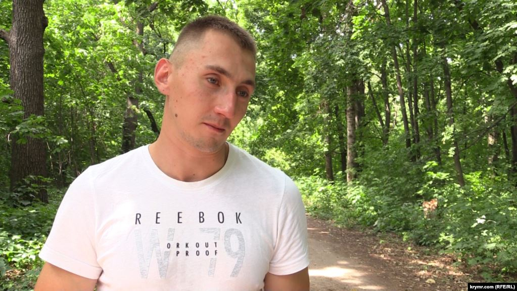 Освобожденный из тюрьмы ФСБ харьковчанин хочет попросить прощения (видео)