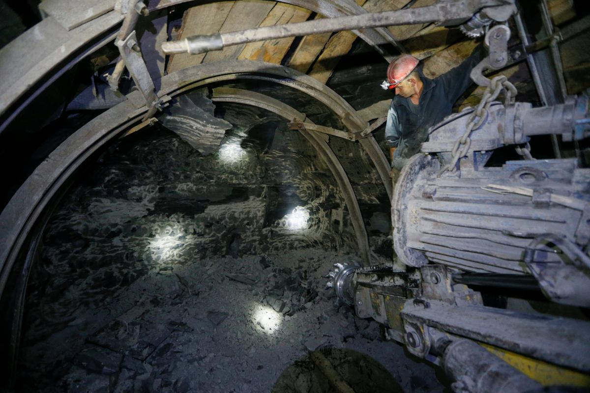 Украинское предприятие поставляло в ОРДЛО шахтное оборудование