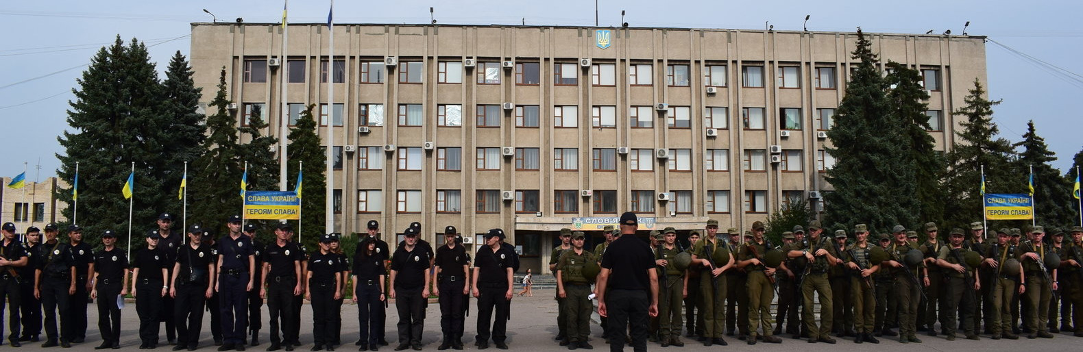 Во избежание терактов со стороны боевиков: в Славянске будет дежурить полиция на первый звонок