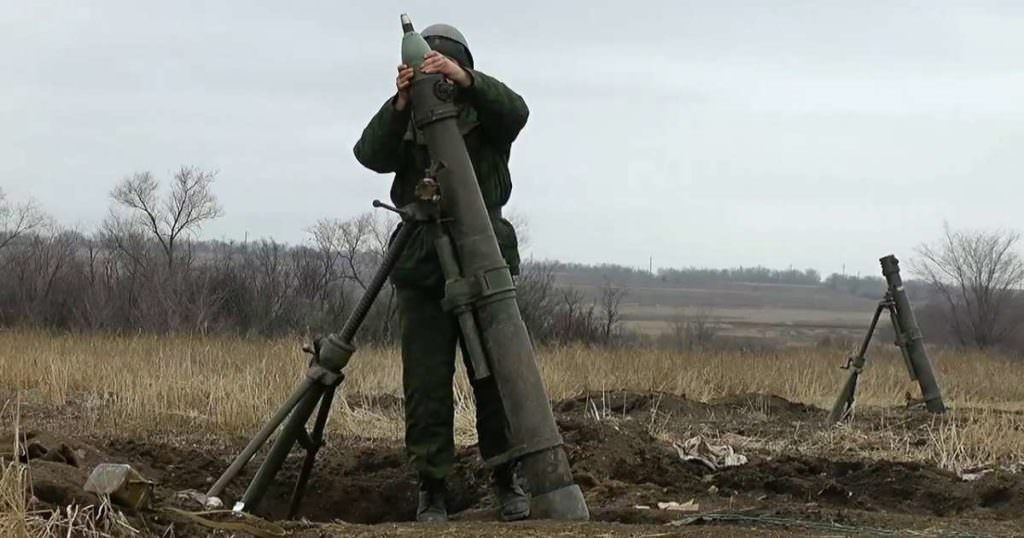 12 обстрелов позиций ООС на Донбассе: боевики взялись за запрещенное оружие
