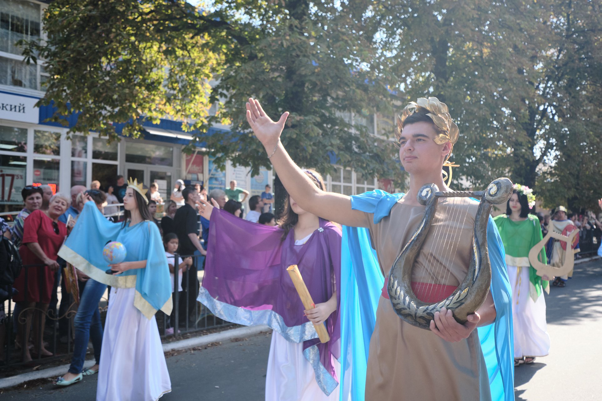 В Волновахе проходит Всеукраинский фестиваль греческой культуры "Мега Юрты" (фоторепортаж)