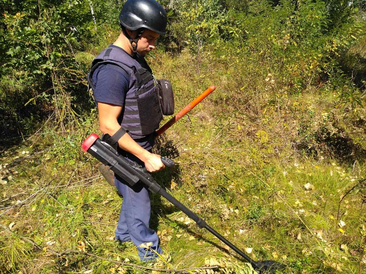 Пиротехники Луганщины за сутки выявили 86 взрывоопасных предметов