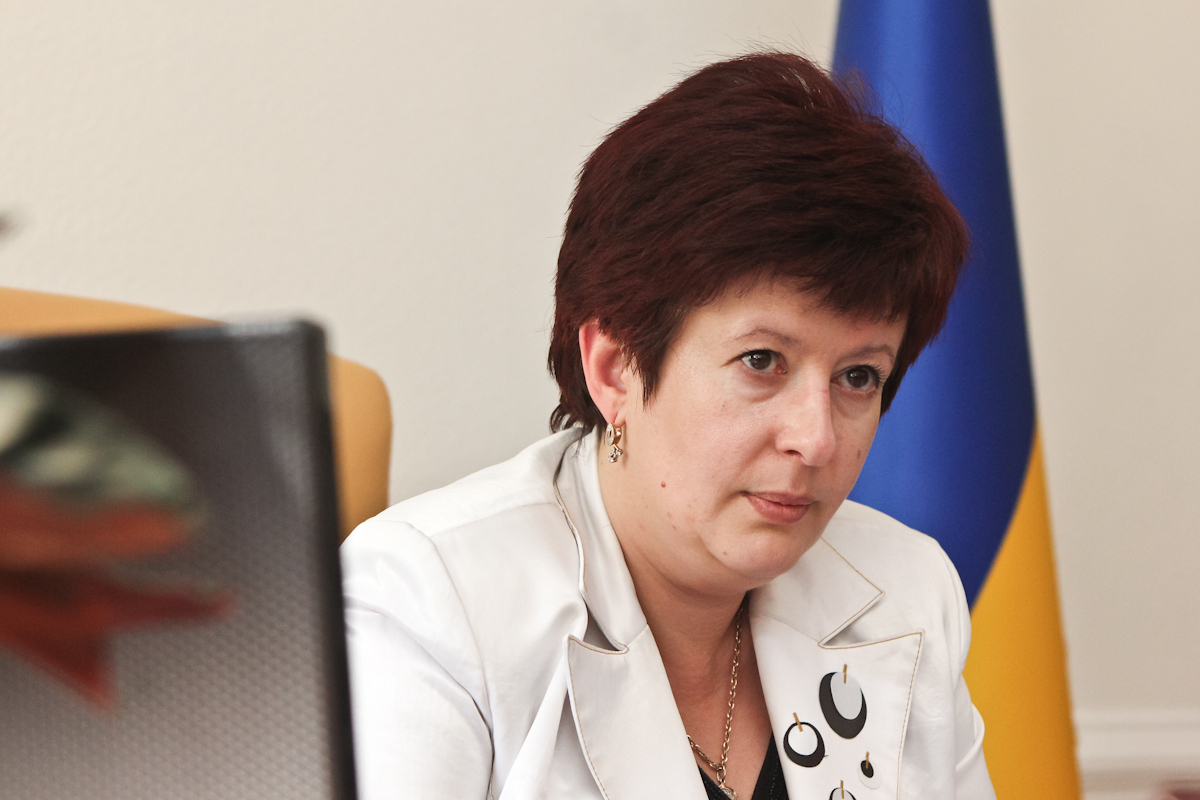 Украинская делегация в ТКГ отстаивает интересы страны в переговорах по Донбассу, – Лутковская