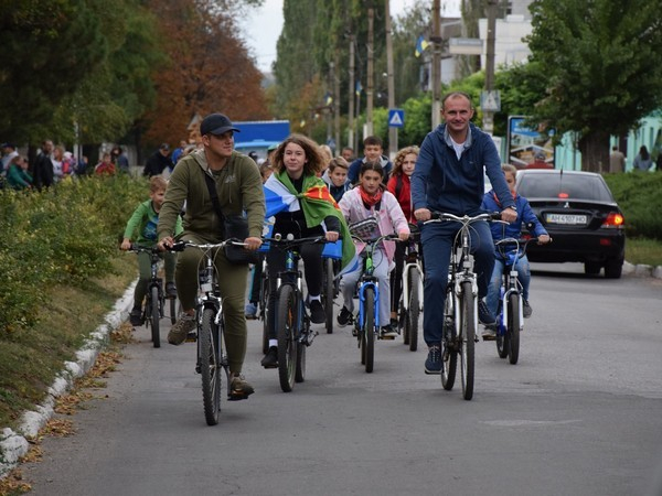 День без автомобиля в Курахово: ударили велопробегом