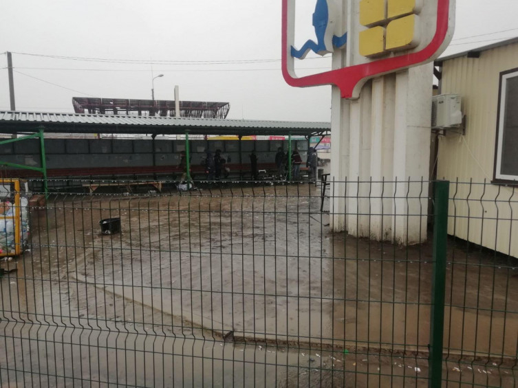 Минирование Станицы Луганской: полиция ищет взрывчатку, появились новые фото