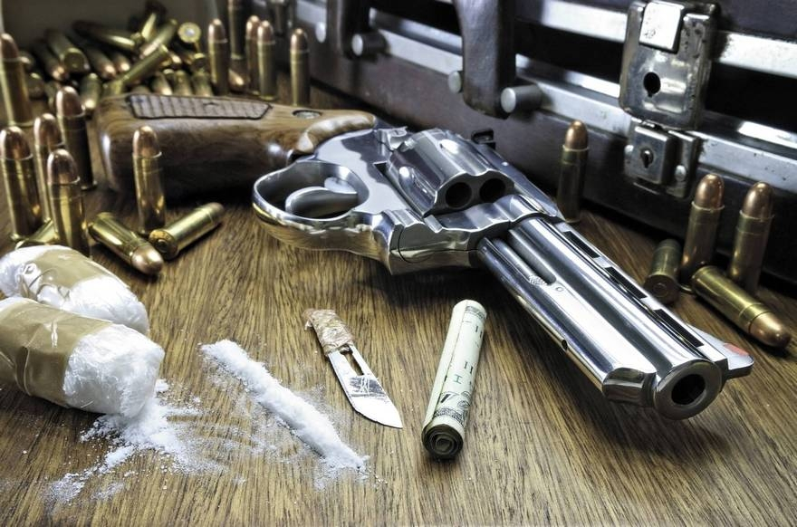 В "ДНР" активизировалась продажа оружия и наркотиков