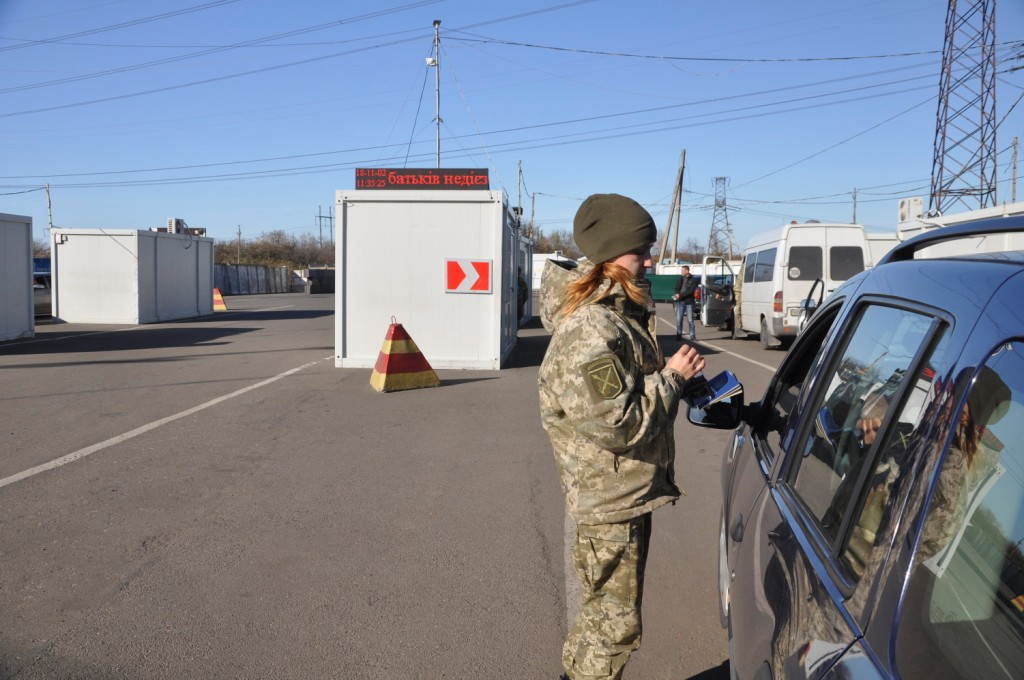 Ситуация на КПВВ: очереди из 265 машин