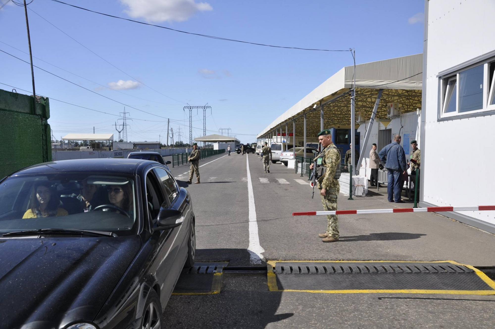 На КПВВ утром очереди из 260 автомобилей