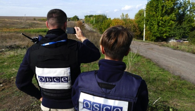 ОБСЕ зафиксировала за линиями отвода "Гвоздики" и "Рапиры" оккупантов