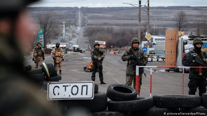 В субботу в пропуске через линию разграничения на Донбассе было отказано более 50 людям