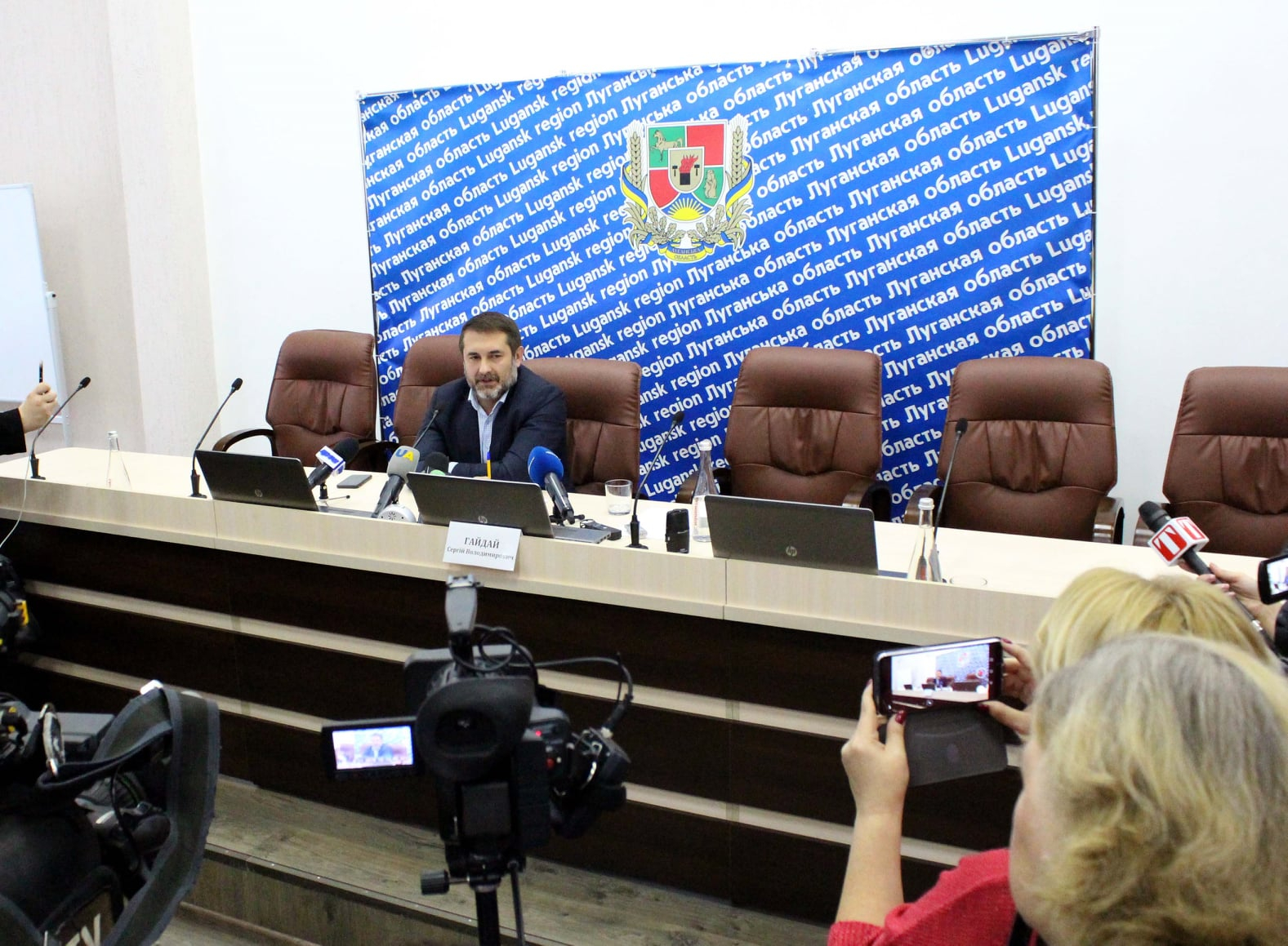 Если госслужащего уличат в нарушения, его уволят, - глава Луганской ОГА
