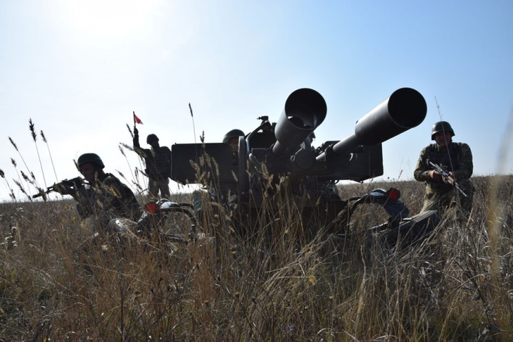 День в ООС: боевики трижды обстреляли позиции ВСУ