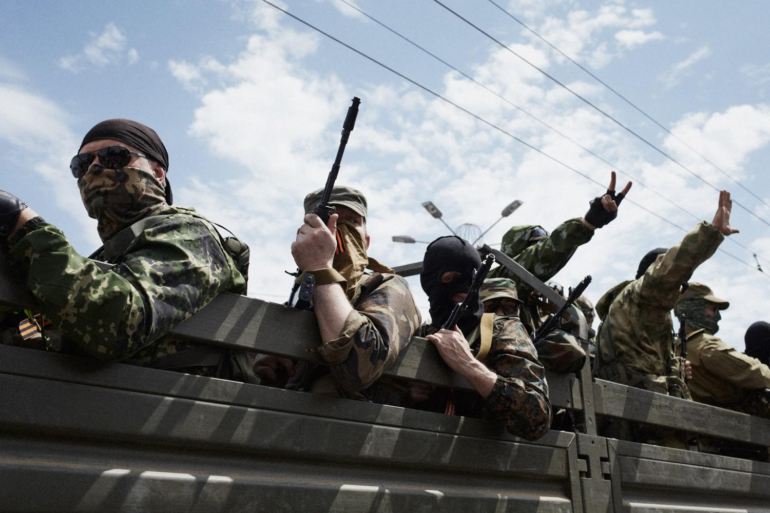 На оккупированном Донбассе активно распространяют "фейковые" сюжеты об обстрелах, - разведка
