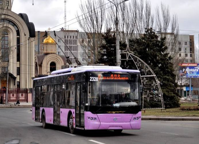 В оккупированном Донецке дефицит общественного транспорта: причина