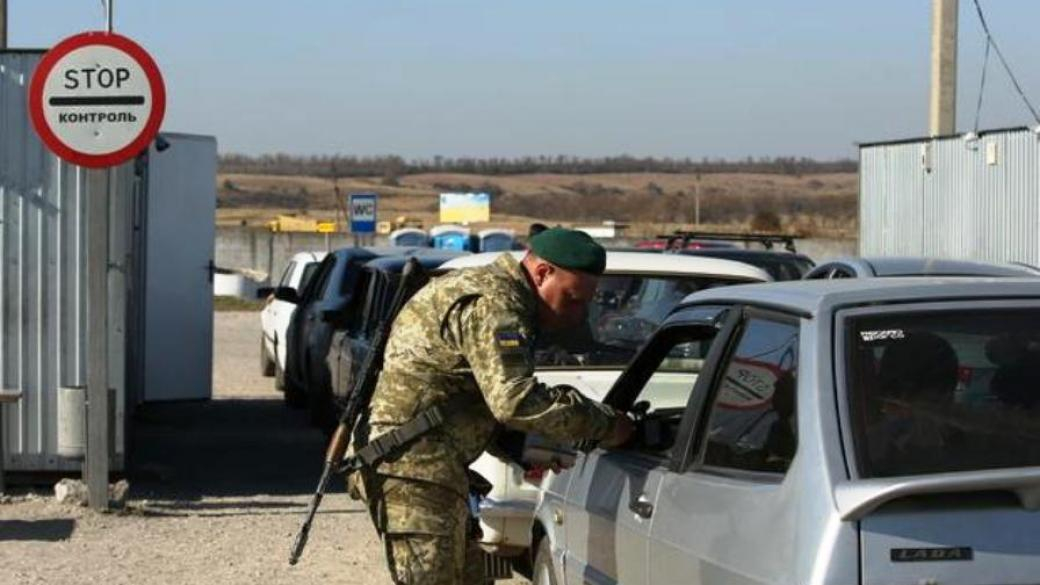 На КПП боевиков женщина потеряла сознание и умерла