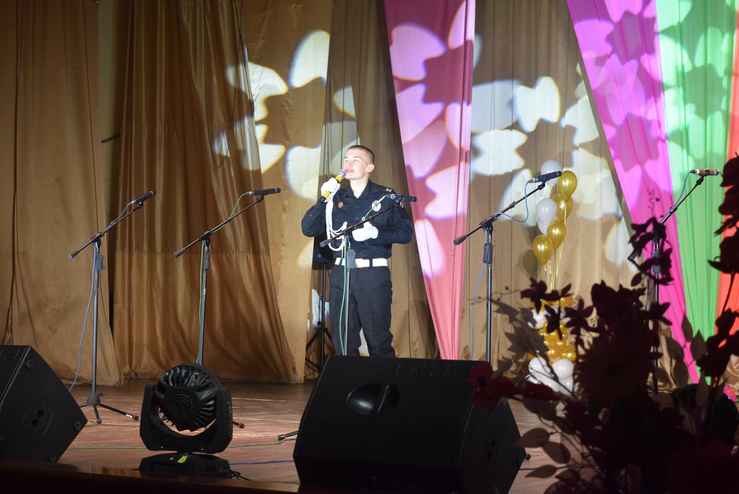 В Северодонецке проходит фестиваль "Наша надежда - мир на Донбассе": фото