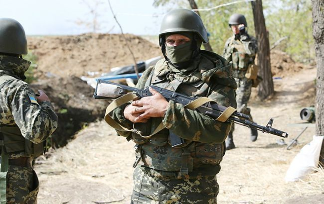День в ООС: боевики стреляют из запрещенных минометов