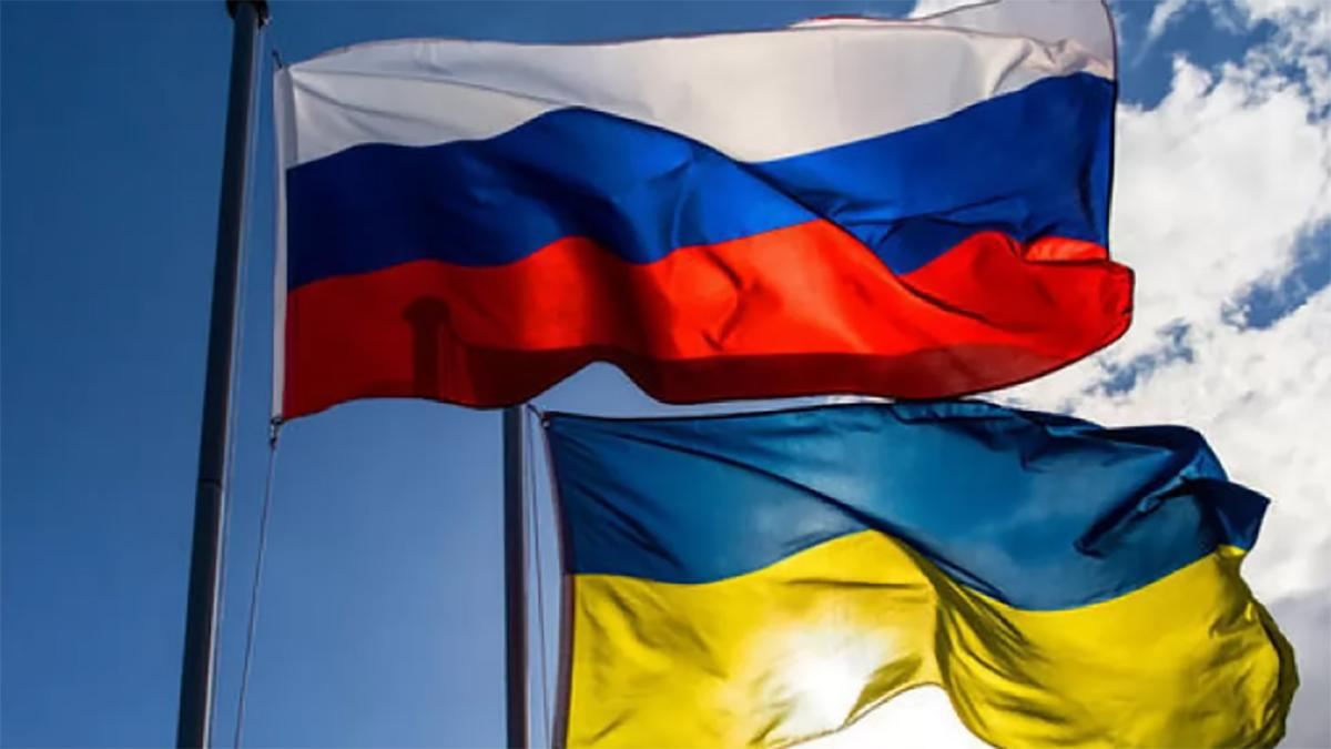 Украина, по сути, выполняет прихоти России по Донбассу, - Елисеев