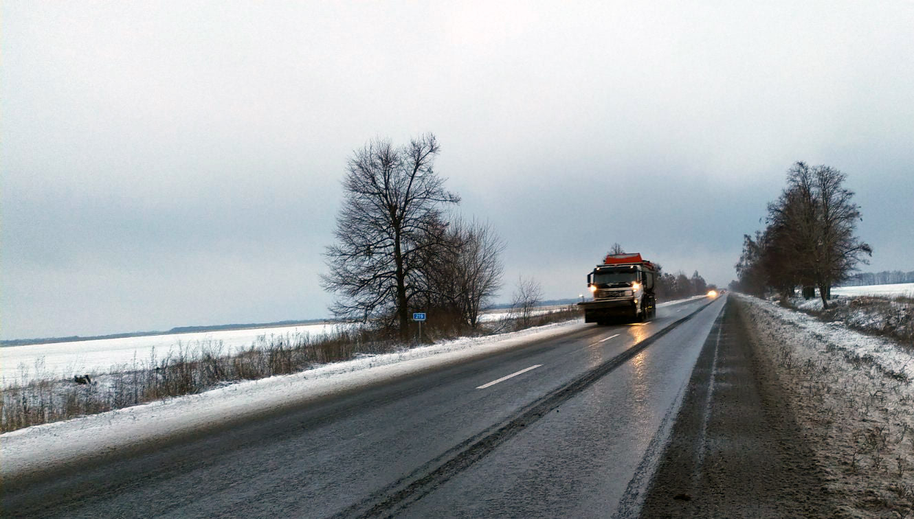 Жители Донбасса могут сообщить о неудовлетворительной подготовке дорог к зиме: куда обращаться