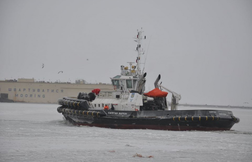 В декабре Азовское море может замерзнуть: мариупольские моряки готовы