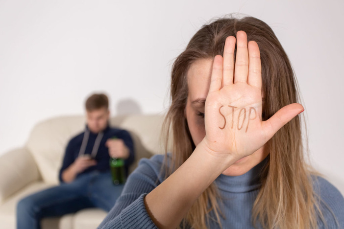Жителям Мариуполя расскажут, как противодействовать домашнему насилию