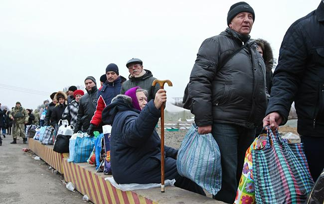 Более 5 млн человек страдают из-за войны на Донбассе