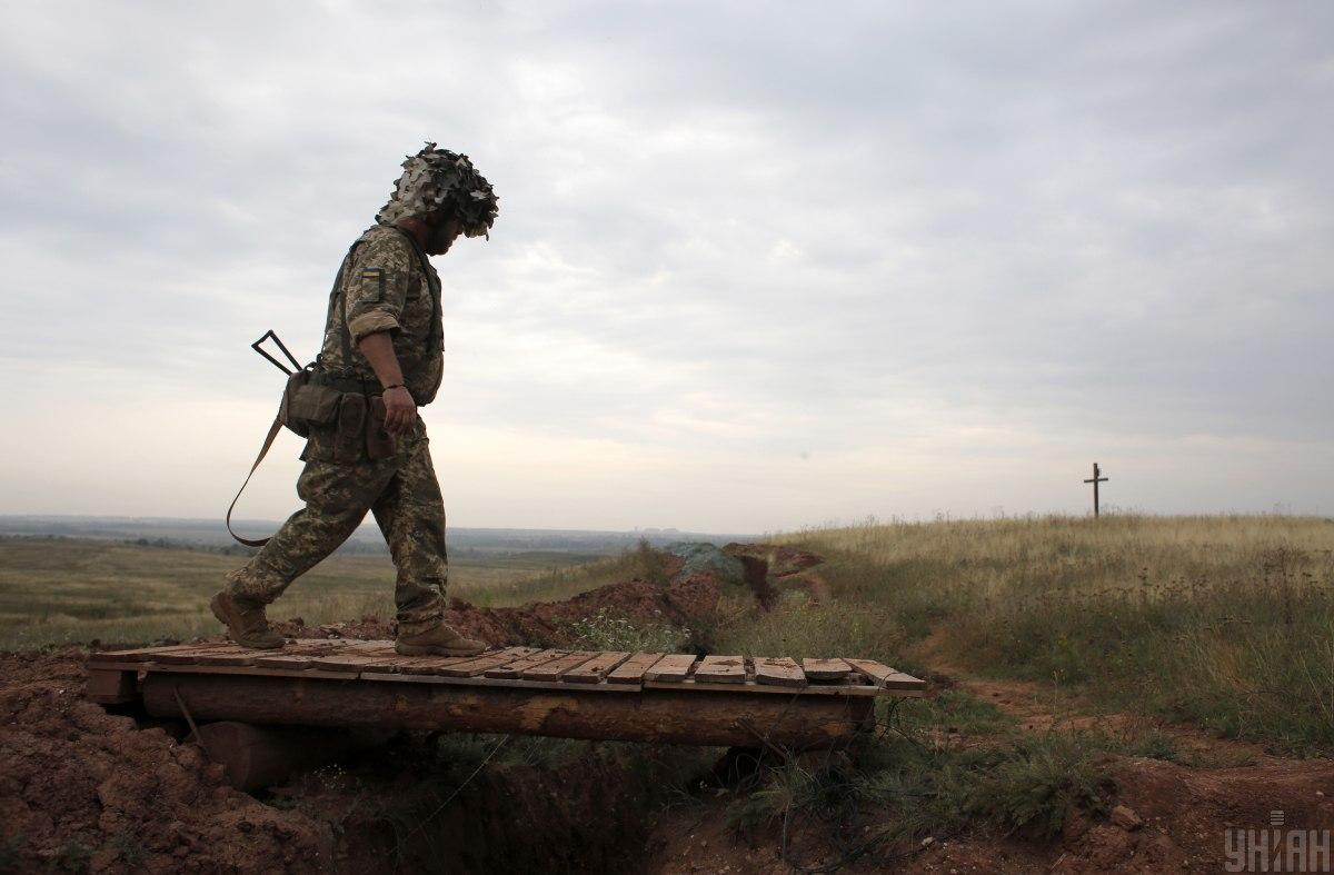 День в ООС: боевики 4 раза обстреливали позиции украинских военных