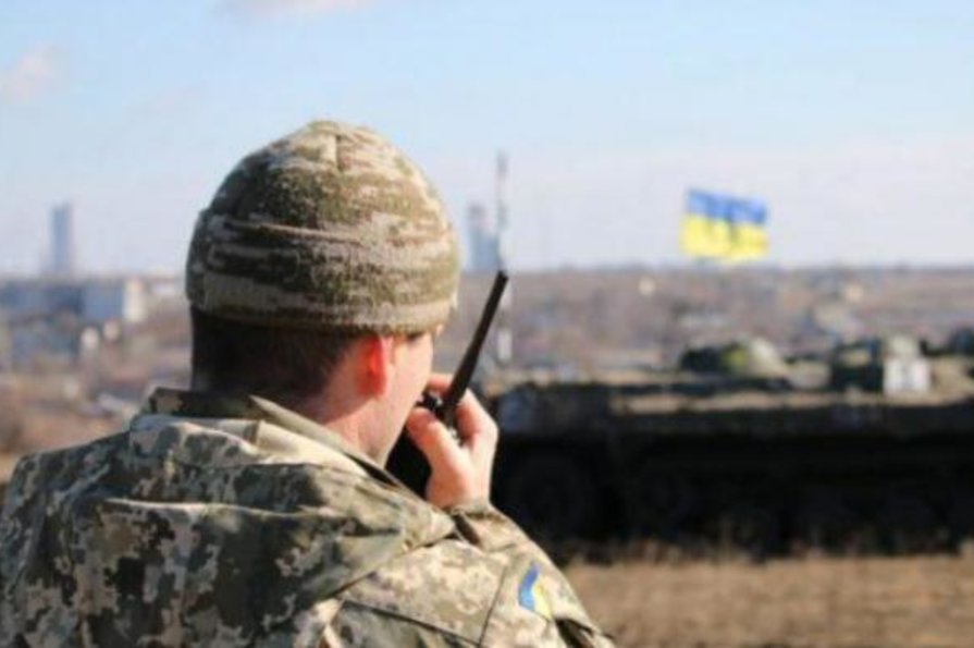 С начала суток на Луганщине боевики совершили 4 обстрела, один раненый, - Минобороны