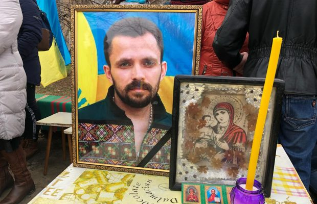 Писательница с мировым именем призывает украинскую власть ответить на убийство Мирошниченко