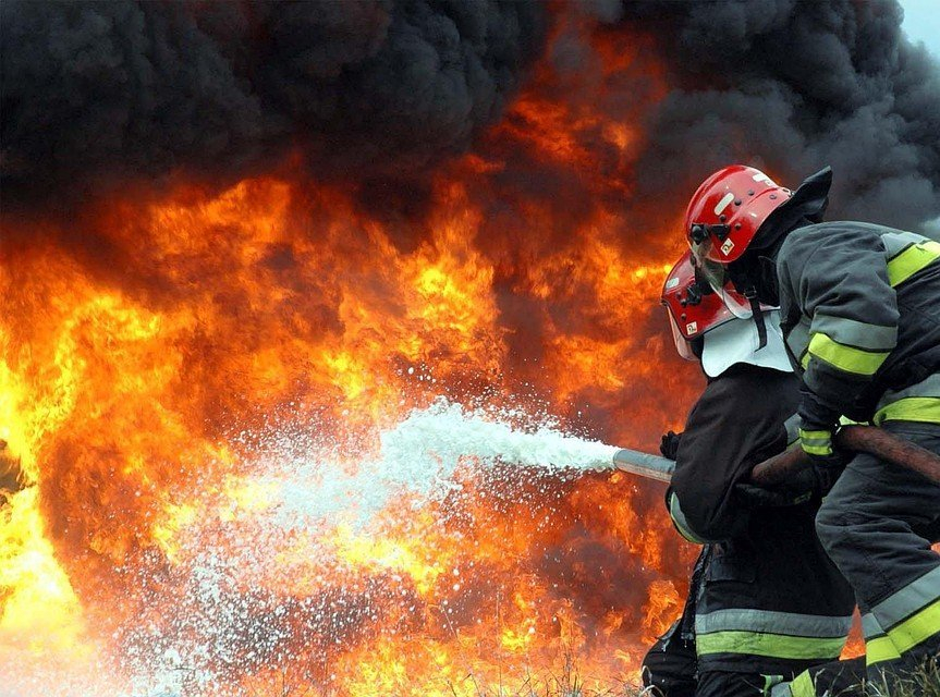 Пожары в "ДНР" продолжаются, есть новая жертва