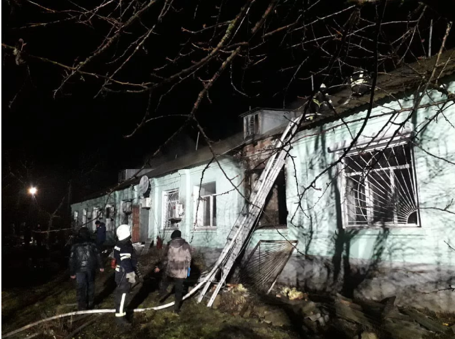 Пожар на Луганщине: два человека находятся в тяжелом состоянии
