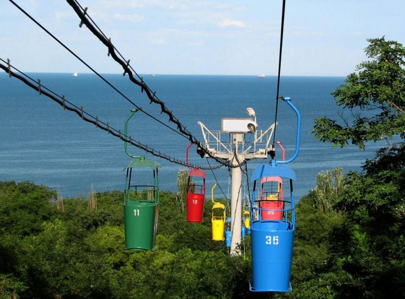 В Мариуполе отремонтируют спуск к морю в Левобережном районе