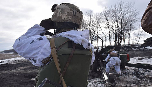 С начала суток боевики дважды обстреляли украинские позиции из 120 мм минометов и гранатометов