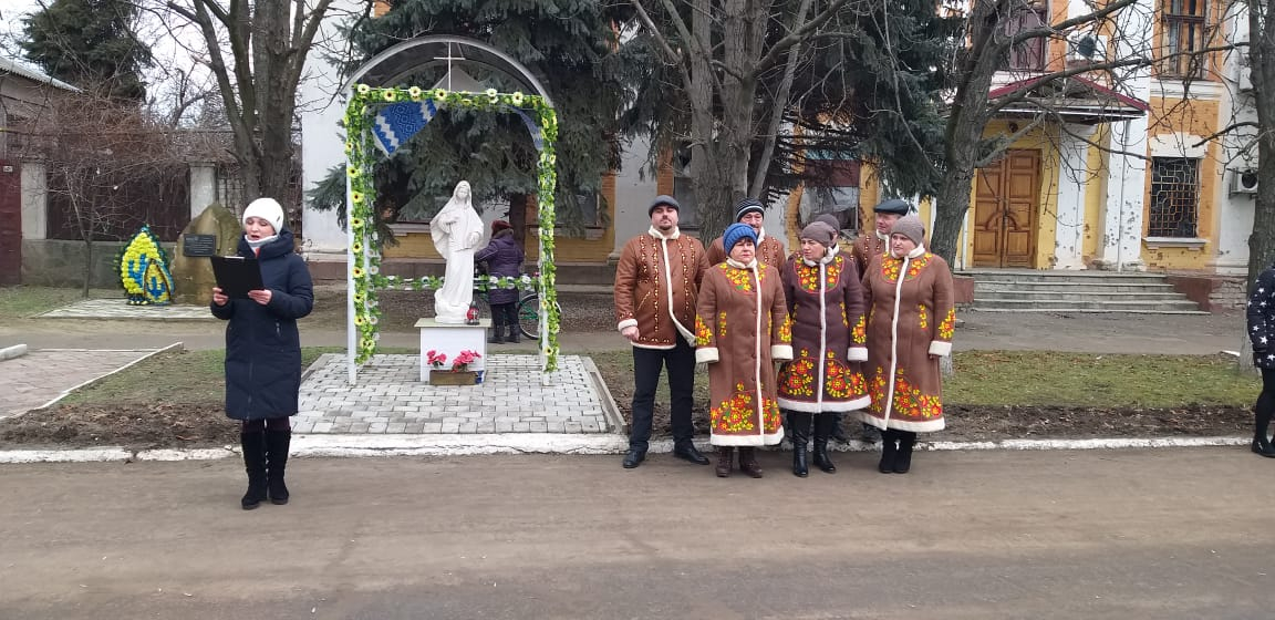 В Станице Луганской отметили День Соборности: фото