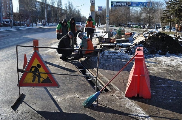 В Краматорске ремонтируют ливневую канализацию: фото
