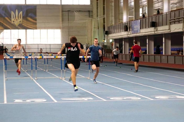 Мариупольцы стали чемпионами и призерами соревнований по легкой атлетике