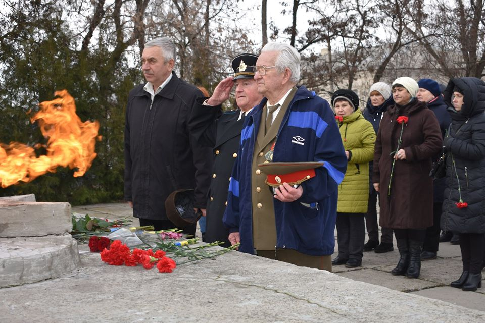 В Северодонецке отметили 77-ю годовщину со дня освобождения города от фашистских захватчиков: фото