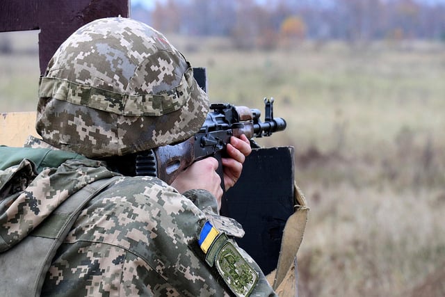 Боевики атаковали позиции ООС вблизи населенных пунктов Крымское и Луганское