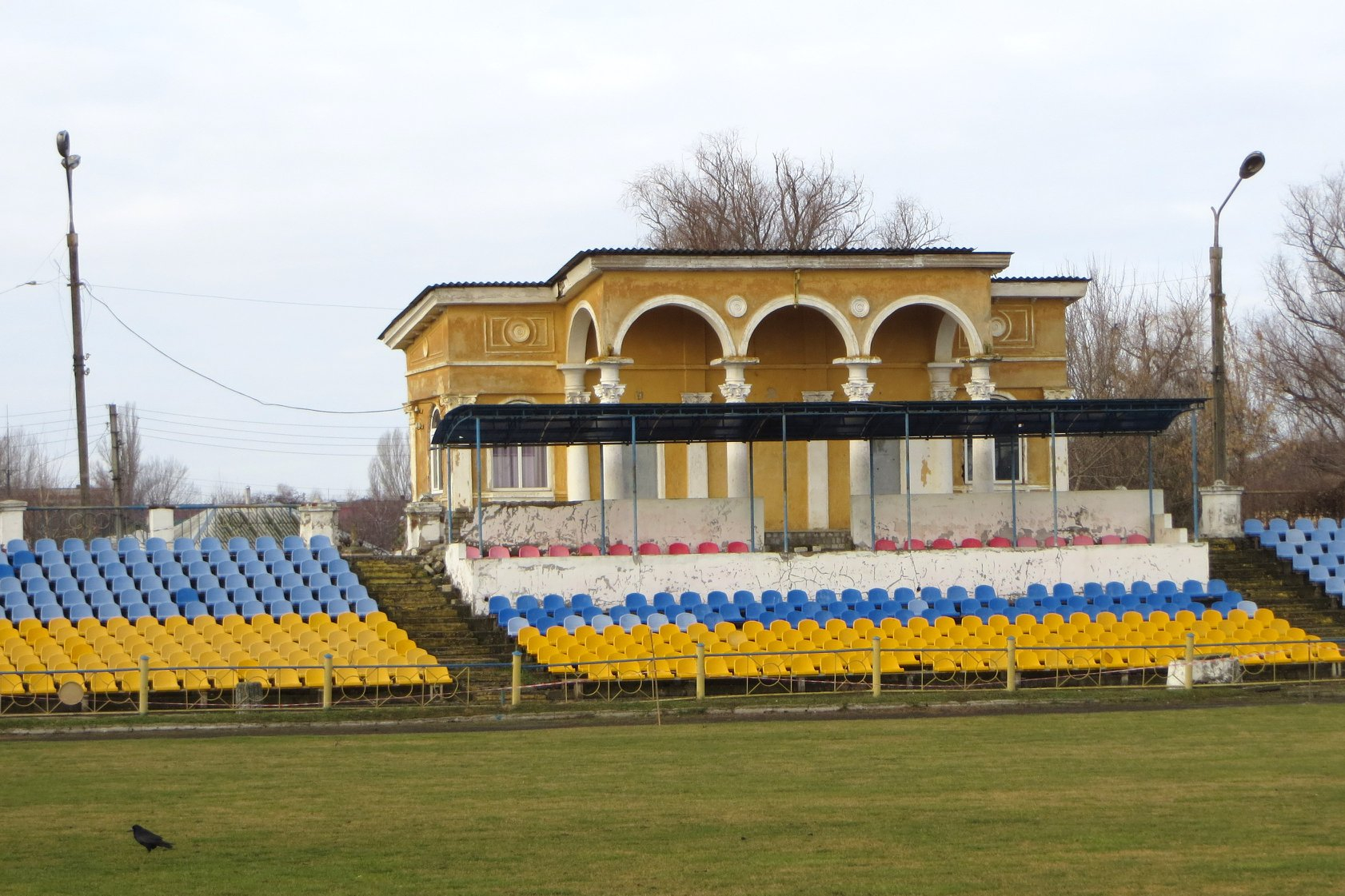 В Славянске реконструируют городской стадион