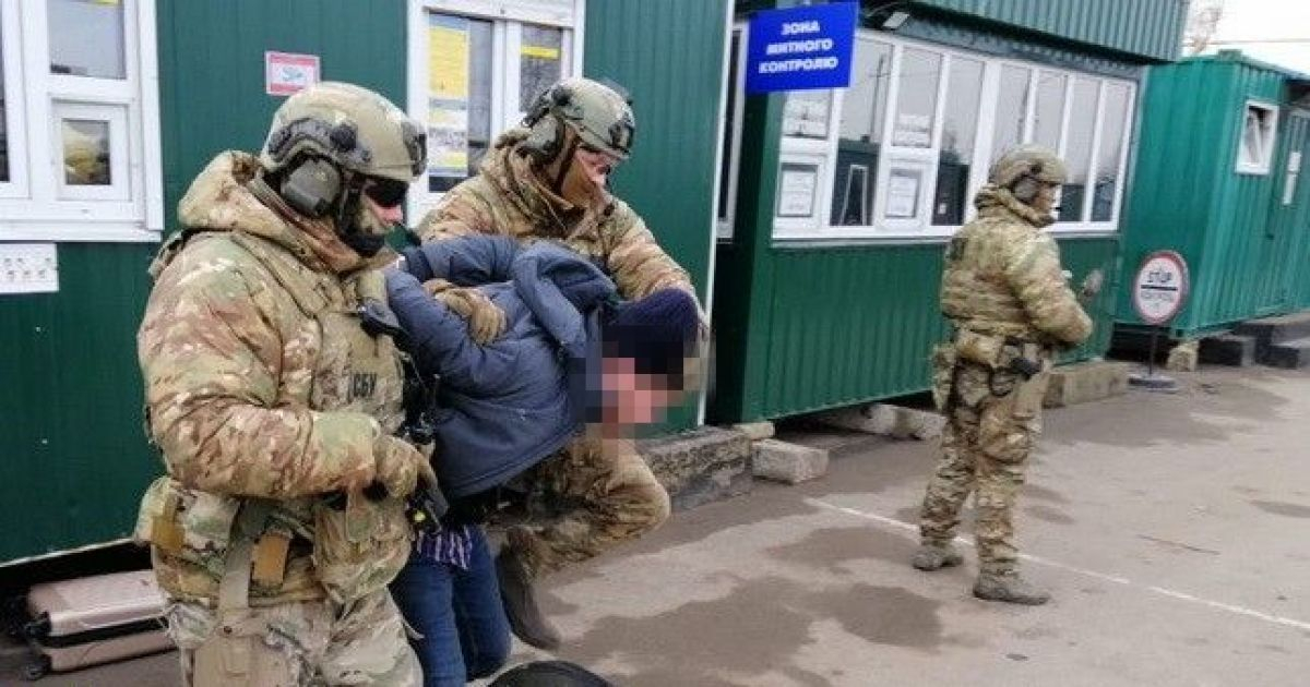 В Славянске боевик "ДНР" сдался полиции