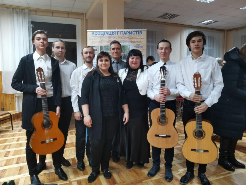 Гитаристы из Бахмута выступили на международном конкурсе