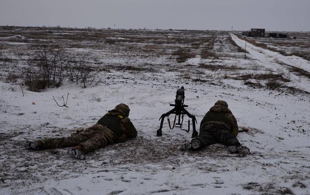 Сутки в ООС: 13 обстрелов, ранен военнослужащий