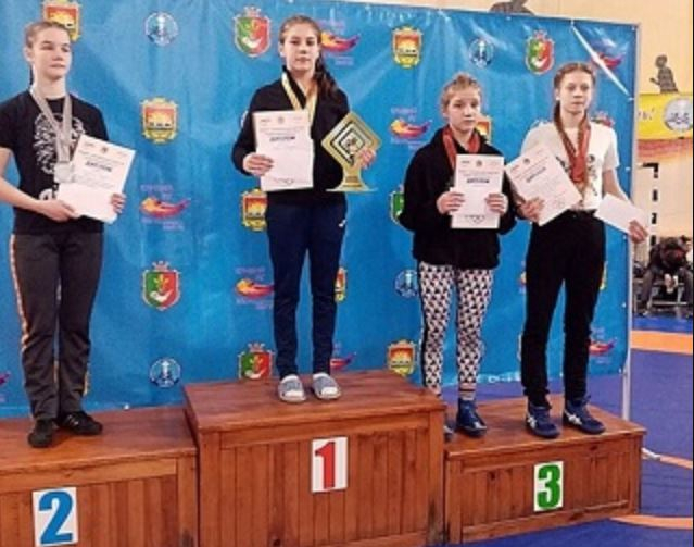Борцы Донетчины привезли медали с Всеукраинского турнира в Кривом Роге