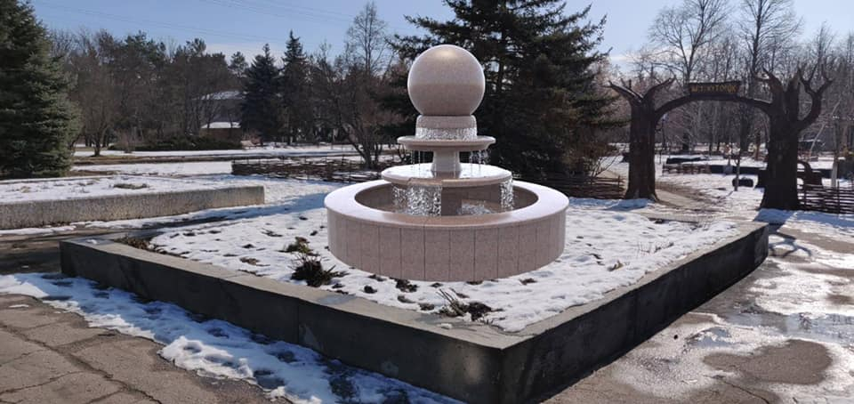 В Славянске хотят построить плавающий фонтан