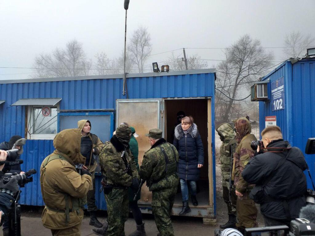 Освобожденным из плена "ЛДНР" выплатят по 100 тыс грн через неделю