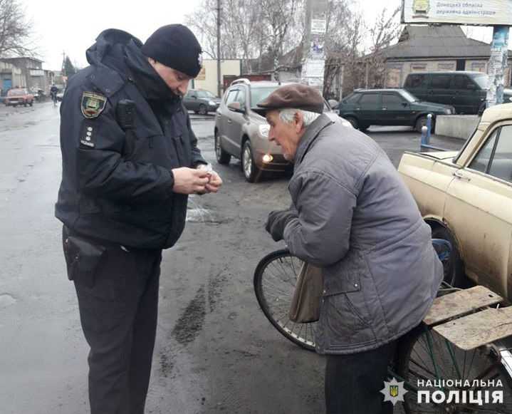 Предупредить ДТП: в Лимане полиция провела профилактику среди велосипедистов