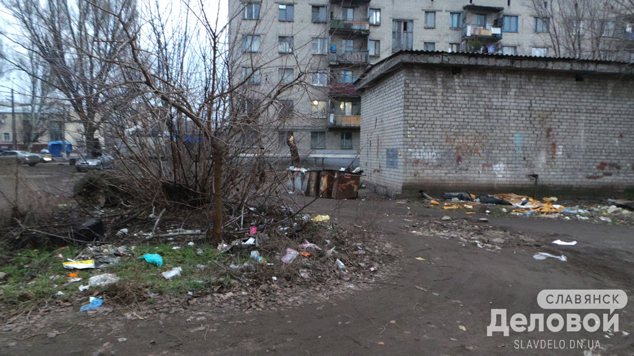 В Славянске отчитались о работе по благоустройству города