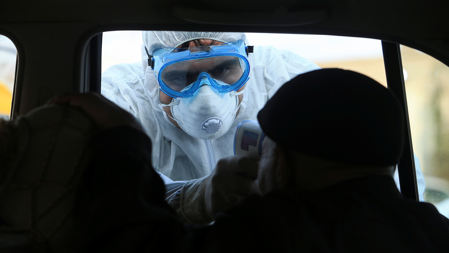 Красный Крест заявил об особой опасности коронавируса на неподконтрольных территориях