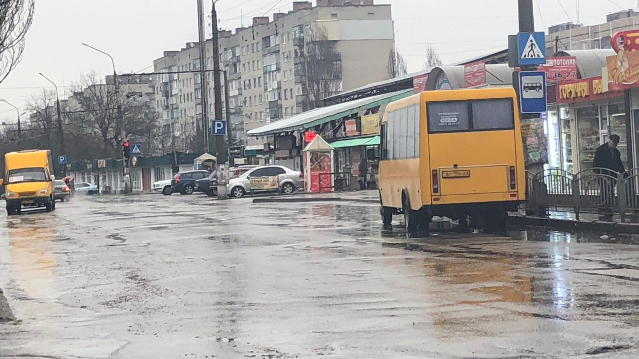 Со вторника транспорт Славянска переходит в режим специальных перевозок
