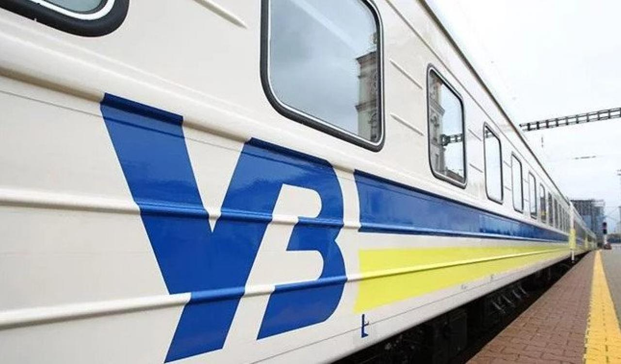 "Укрзализныця" открыла горячую линию по коронавирусу для своих работников и пассажиров
